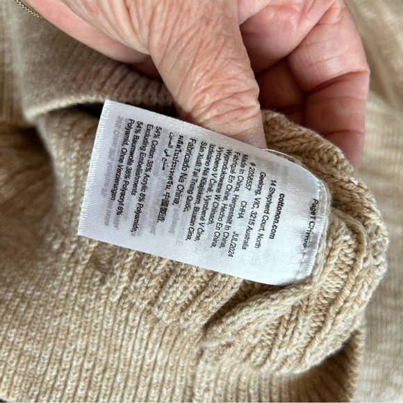 Cotton On Cable Knit Zip Off the Shoulder tan and cream sweater. Like new. Small - Picture 7 of 9